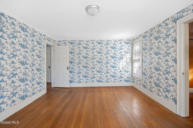 2171 Grand Boulevard, Niskayuna, NY 12309