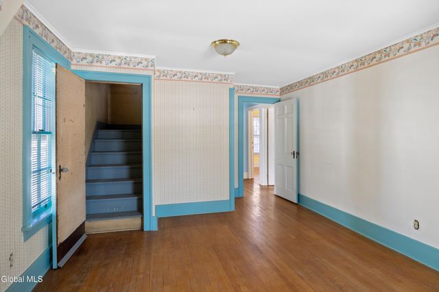 2171 Grand Boulevard, Niskayuna, NY 12309