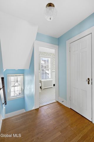 2171 Grand Boulevard, Niskayuna, NY 12309