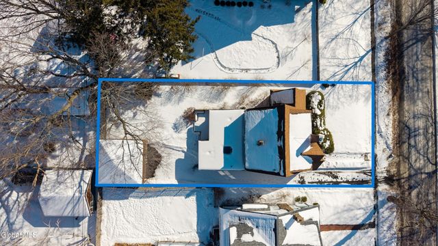 2171 Grand Boulevard, Niskayuna, NY 12309