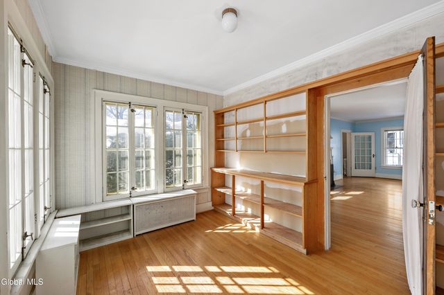 2171 Grand Boulevard, Niskayuna, NY 12309