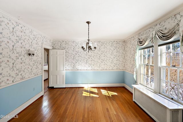 2171 Grand Boulevard, Niskayuna, NY 12309