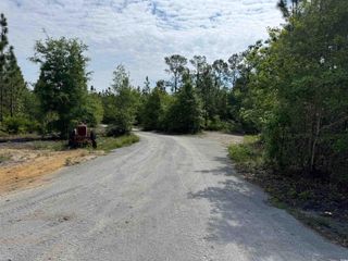1698 Carriage Dr., Loris, SC 29569