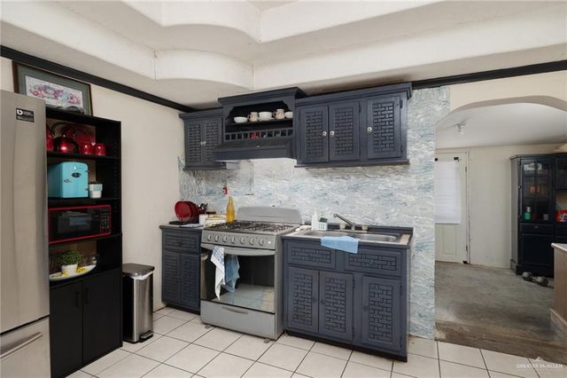 18315 Washington Palm Drive, Penitas, TX 78576