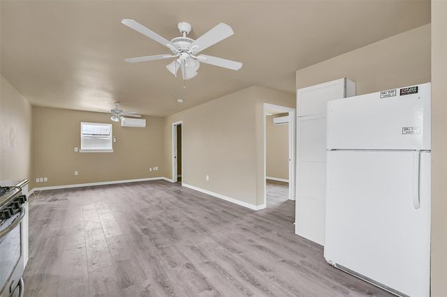 2324 Avenue P Back Up, Galveston, TX 77550