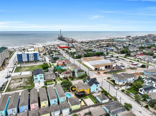 2324 Avenue P Back Up, Galveston, TX 77550