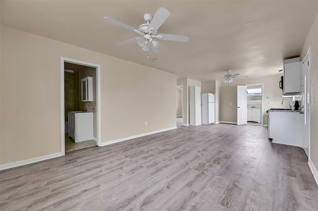 2324 Avenue P Back Up, Galveston, TX 77550