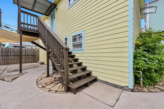 2324 Avenue P Back Up, Galveston, TX 77550