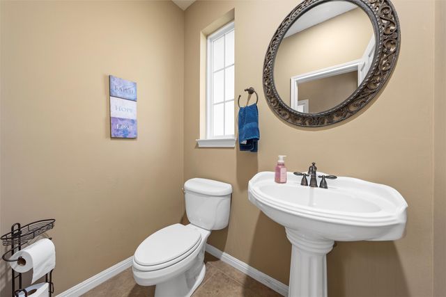 175 Winding Trail, Crawford, TX 76638