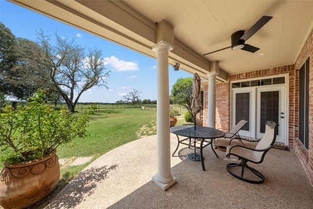 175 Winding Trail, Crawford, TX 76638