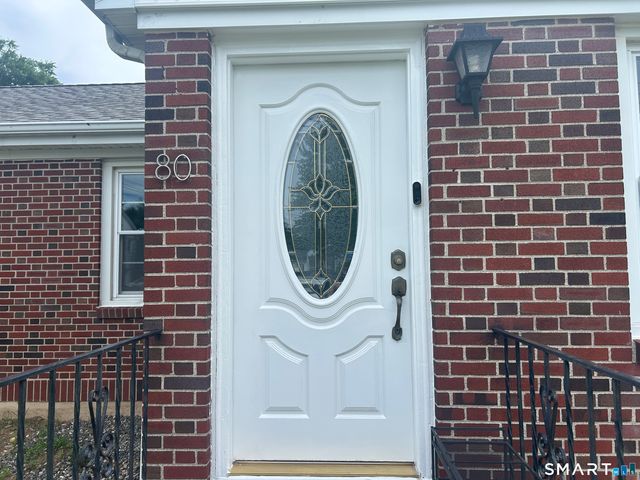 80 Alexander Avenue, Bridgeport, CT 06606