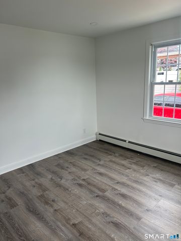 80 Alexander Avenue, Bridgeport, CT 06606