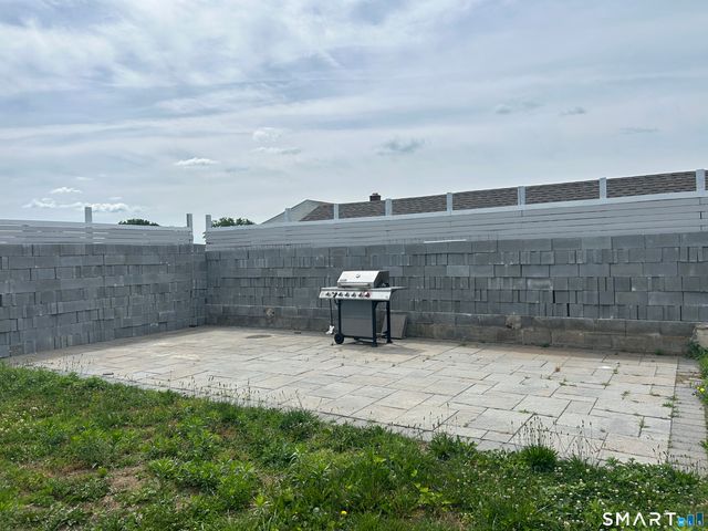 80 Alexander Avenue, Bridgeport, CT 06606