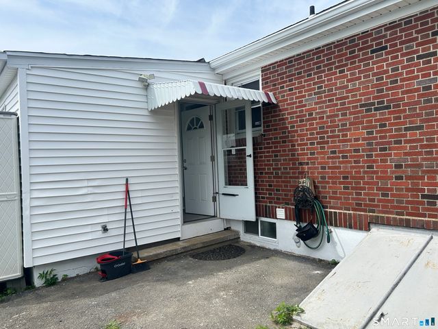 80 Alexander Avenue, Bridgeport, CT 06606