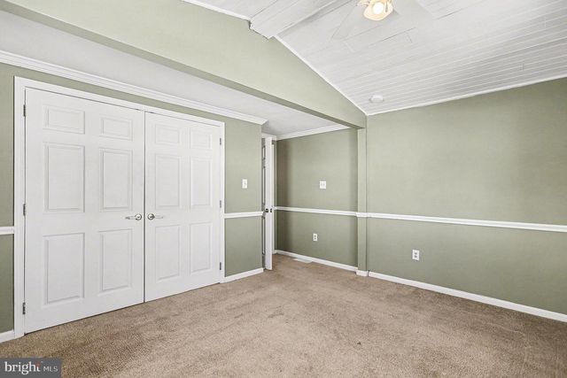 4570 WALTERS HATCHERY RD, Spring Grove, PA 17362