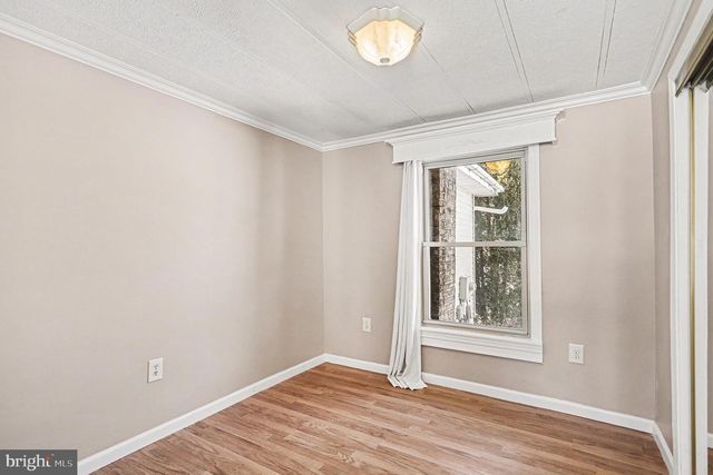 4570 WALTERS HATCHERY RD, Spring Grove, PA 17362