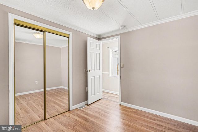 4570 WALTERS HATCHERY RD, Spring Grove, PA 17362