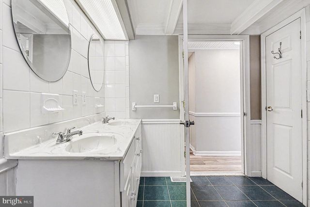 4570 WALTERS HATCHERY RD, Spring Grove, PA 17362