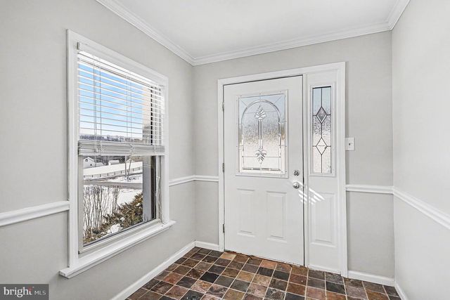 4570 WALTERS HATCHERY RD, Spring Grove, PA 17362