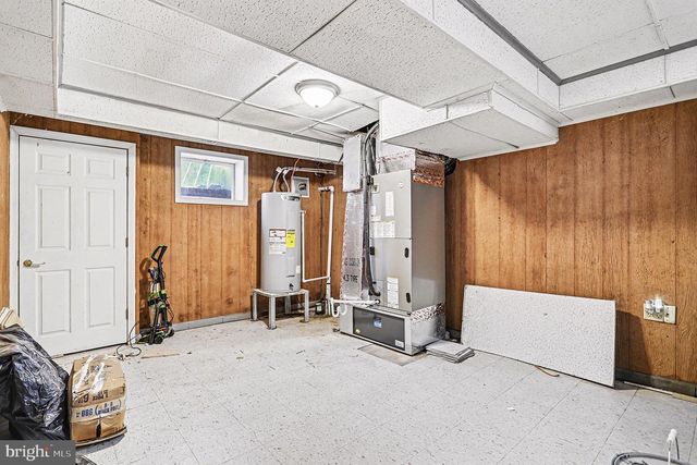 4570 WALTERS HATCHERY RD, Spring Grove, PA 17362