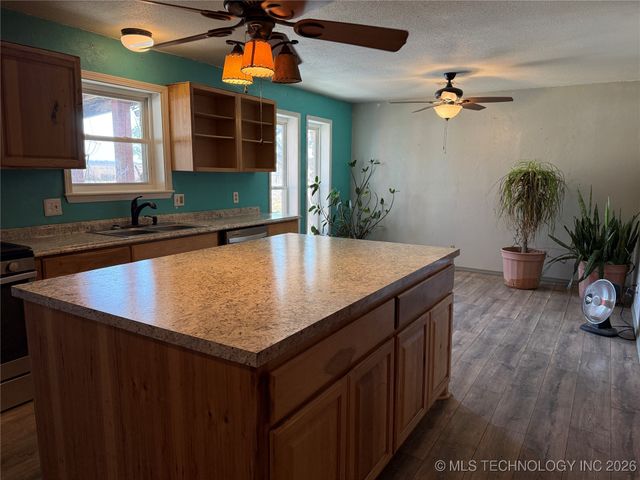 11225 S Oologah Circle, Oologah, OK 74053