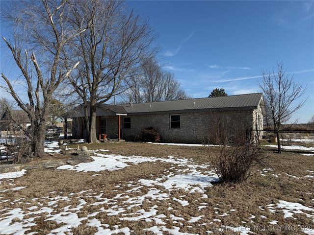 11225 S Oologah Circle, Oologah, OK 74053