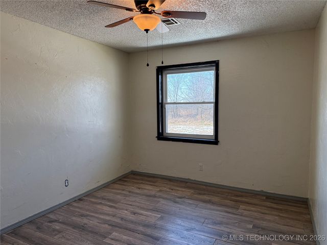 11225 S Oologah Circle, Oologah, OK 74053