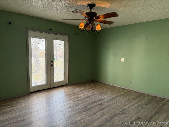 11225 S Oologah Circle, Oologah, OK 74053