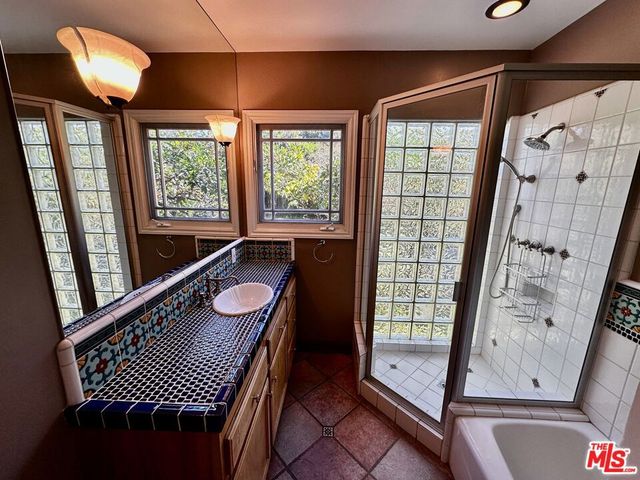 2012 Manning Avenue, Los Angeles, CA 90025