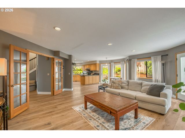 12913 Se 129TH Ct, Happy Valley, OR 97086