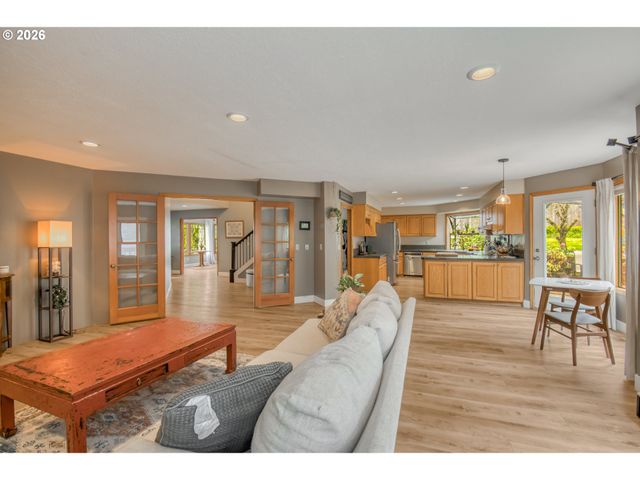 12913 Se 129TH Ct, Happy Valley, OR 97086