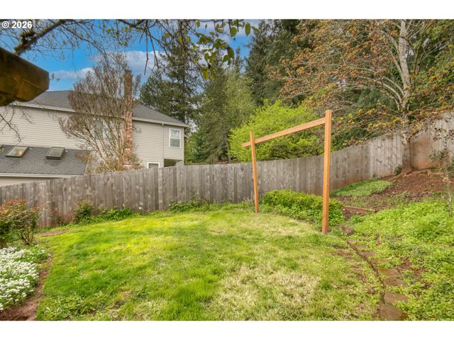 12913 Se 129TH Ct, Happy Valley, OR 97086