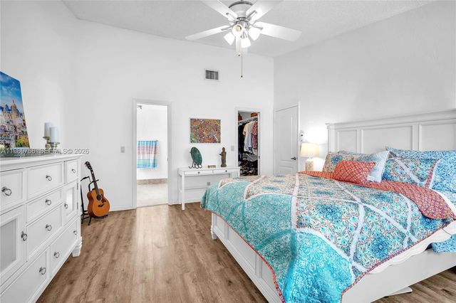 9300 NW 32nd Mnr, Sunrise, FL 33351