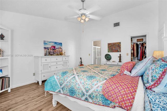 9300 NW 32nd Mnr, Sunrise, FL 33351