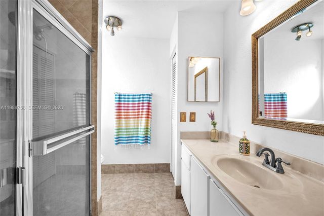 9300 NW 32nd Mnr, Sunrise, FL 33351