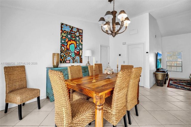 9300 NW 32nd Mnr, Sunrise, FL 33351