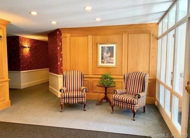 15 Highland Street 305, West Hartford, CT 06119