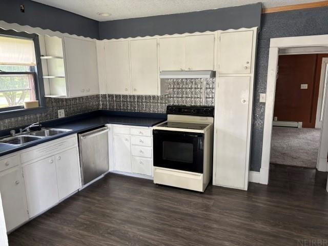 214 E Walnut Street, Manly, IA 50456
