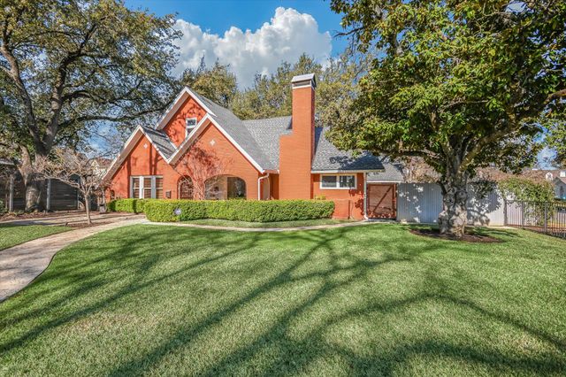 2712 Oakhurst Ave, Austin, TX 78703