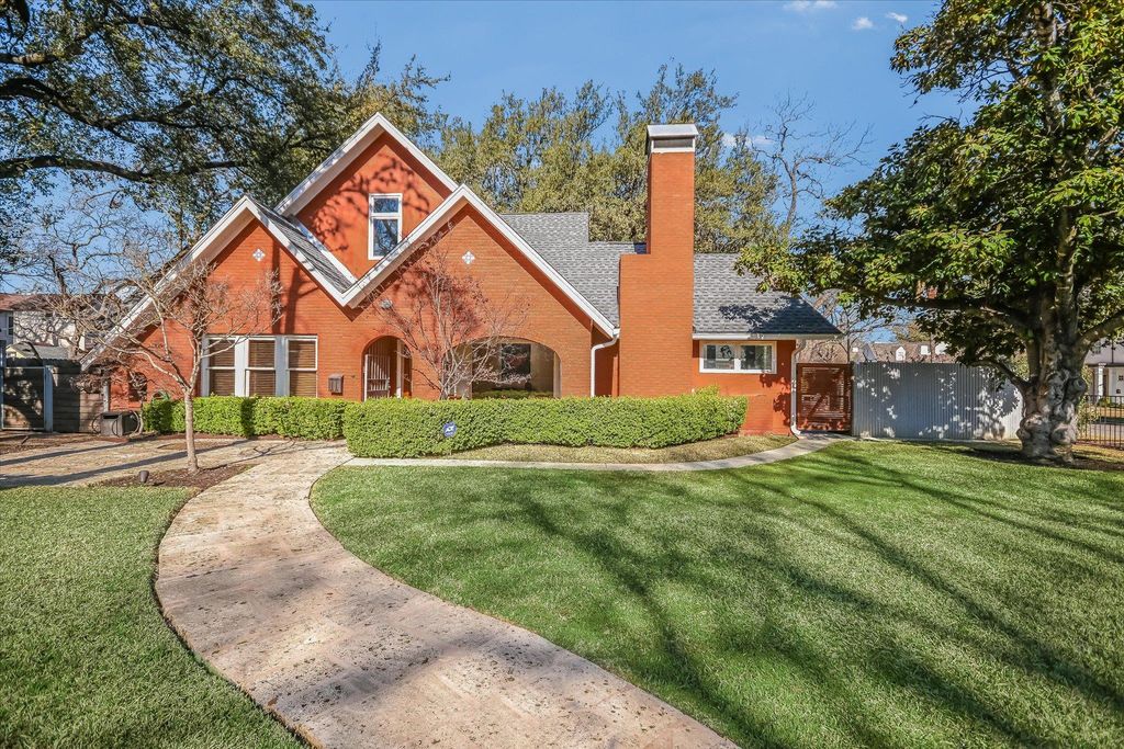 2712 Oakhurst Ave, Austin, TX 78703