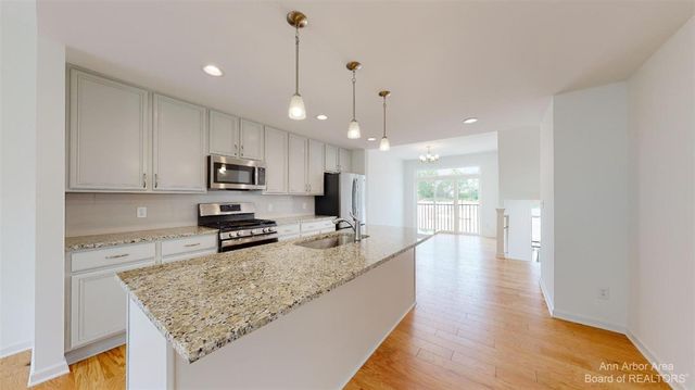 2741 Bristol Ridge Drive, Ann Arbor, MI 48105