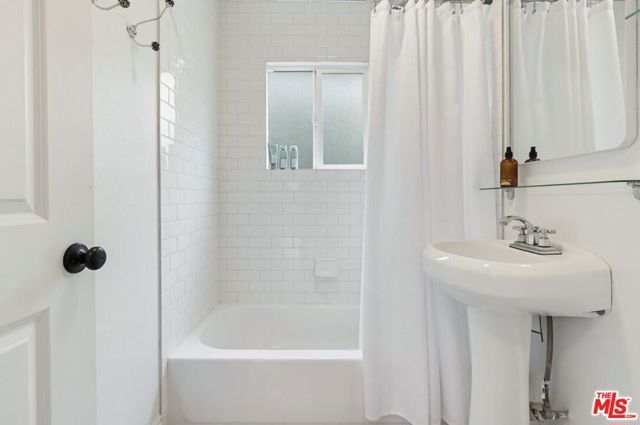 1020 N Avenue 51, Los Angeles, CA 90042
