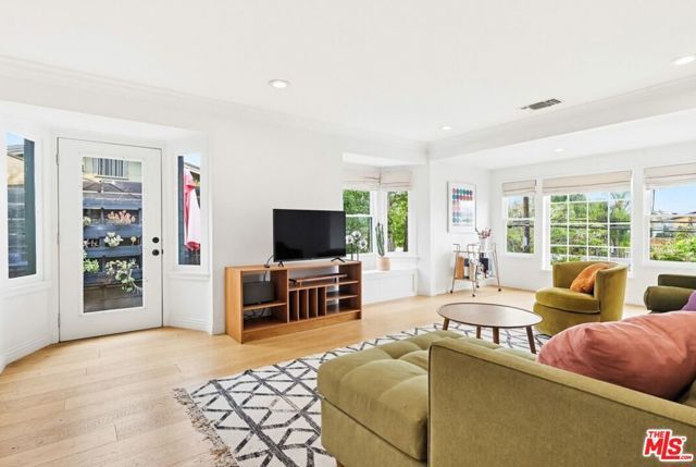 1020 N Avenue 51, Los Angeles, CA 90042