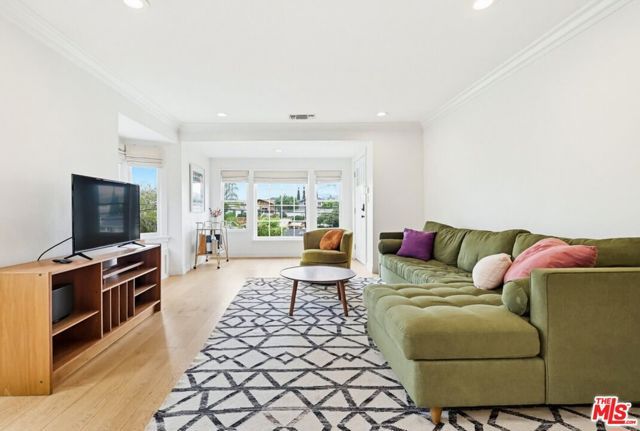 1020 N Avenue 51, Los Angeles, CA 90042