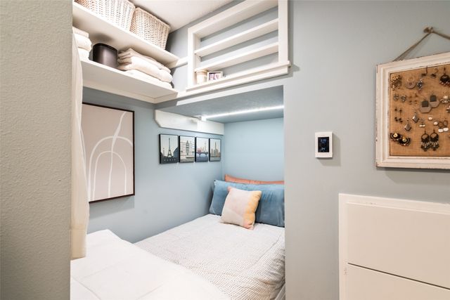 3218 Wright Street, Des Moines, IA 50316