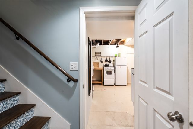 3218 Wright Street, Des Moines, IA 50316