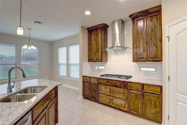 2202 Crystal Bay Dr, Corpus Christi, TX 78414