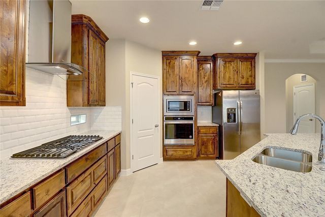 2202 Crystal Bay Dr, Corpus Christi, TX 78414
