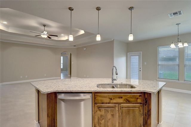 2202 Crystal Bay Dr, Corpus Christi, TX 78414