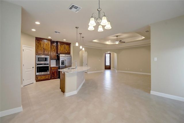 2202 Crystal Bay Dr, Corpus Christi, TX 78414